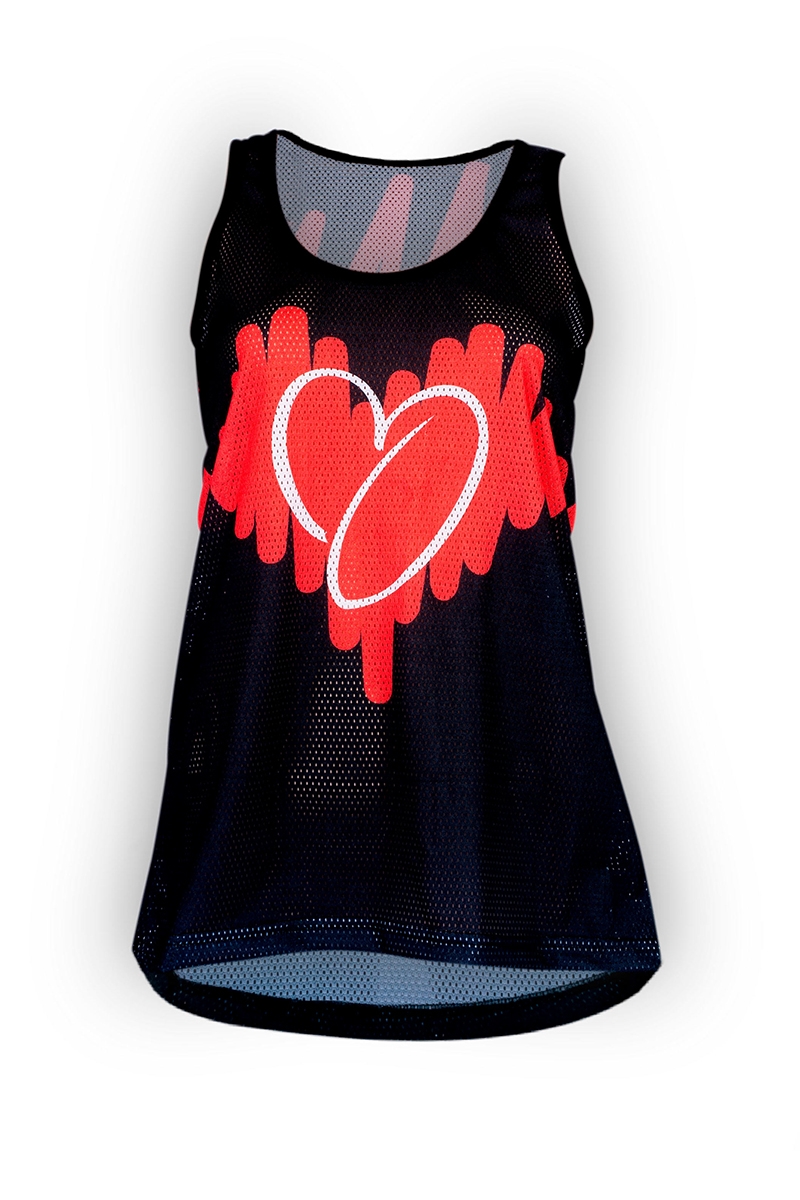 ONEKOR - Black tight tank top with frontal heart
