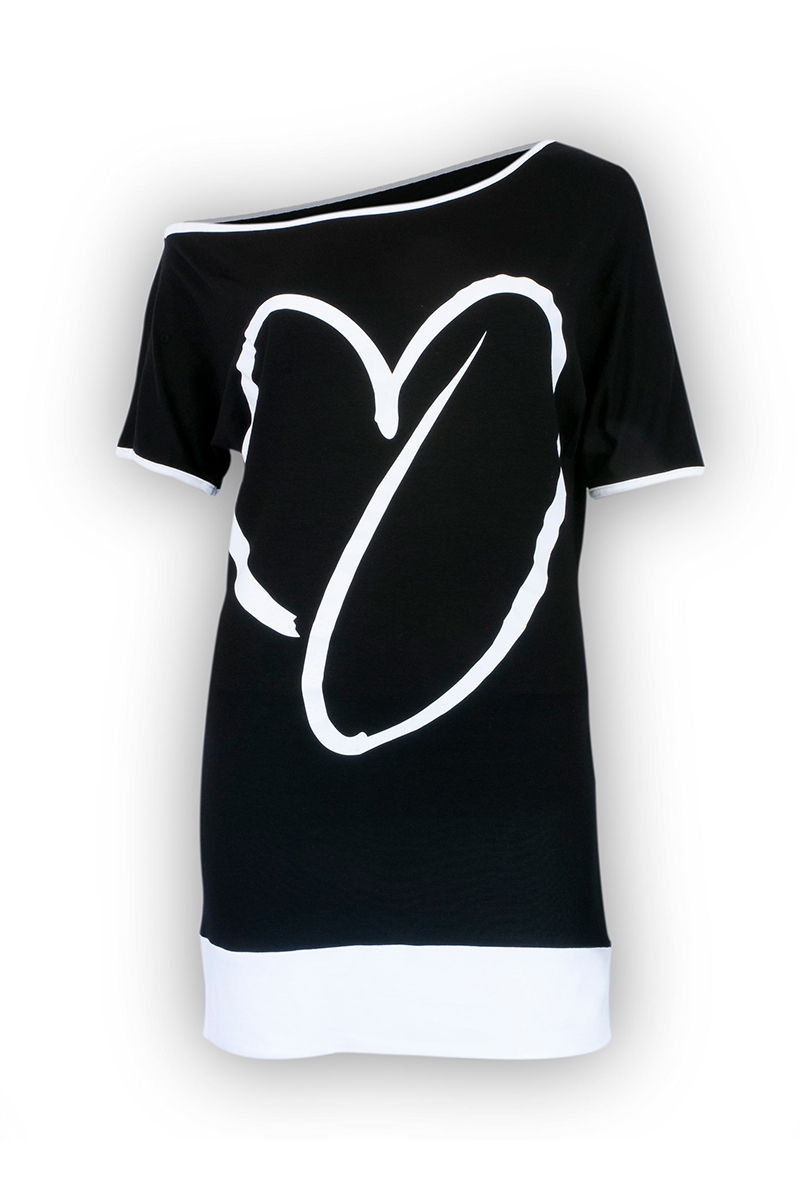 ONEKOR - T-shirt nera con cuore grande